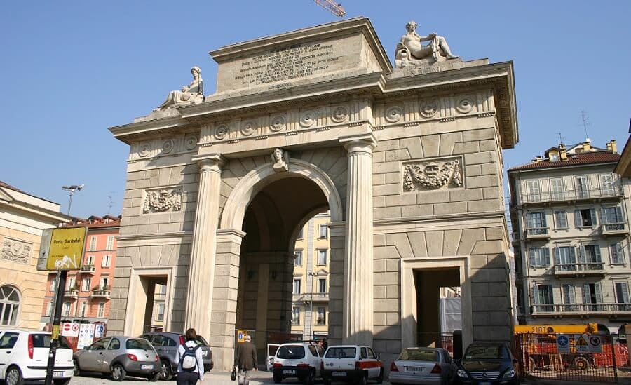 Ficar hospedado na região da Estação Porta Garibaldi em Milão