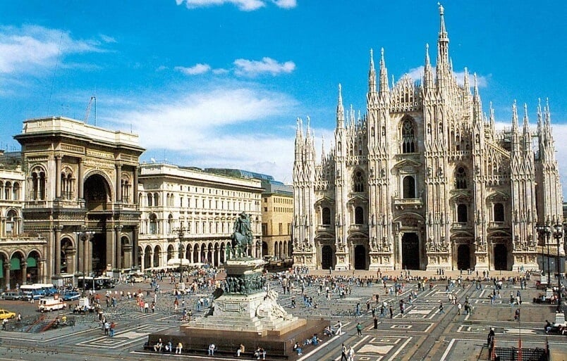 Piazza del Duomo em Milão 