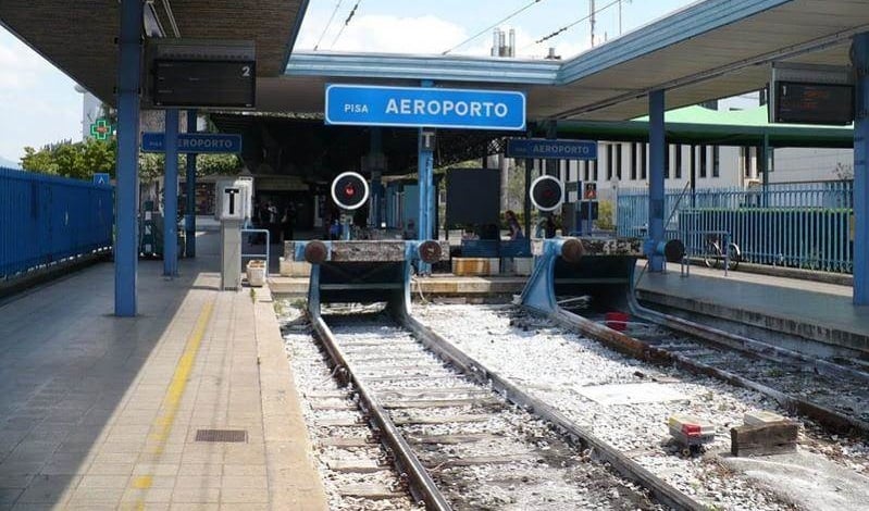 Trem para o aeroporto de Pisa