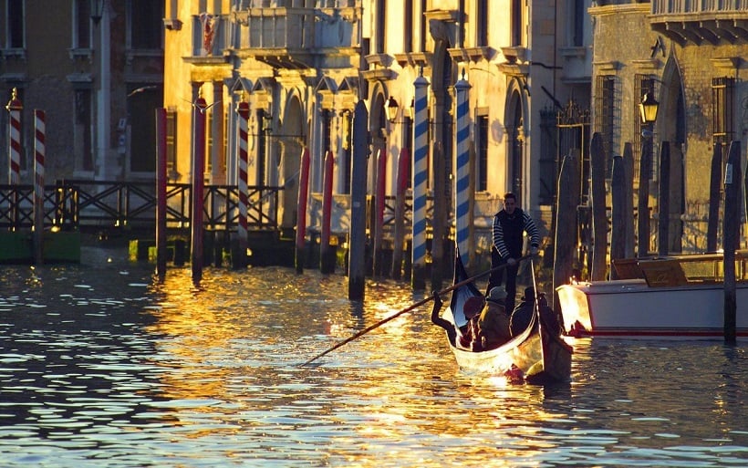 Tour de embarcações em Veneza