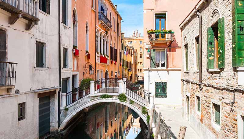 Canal Scenic em Veneza