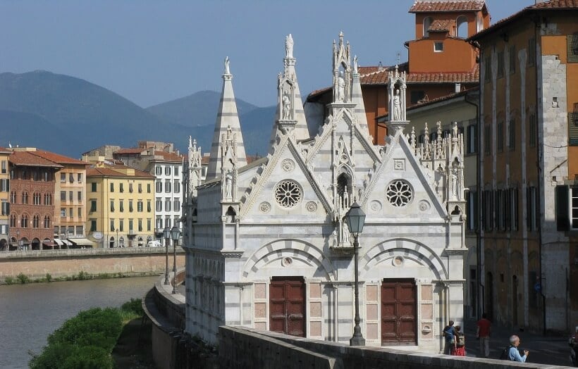 Igreja Santa Maria della Spina em Pisa