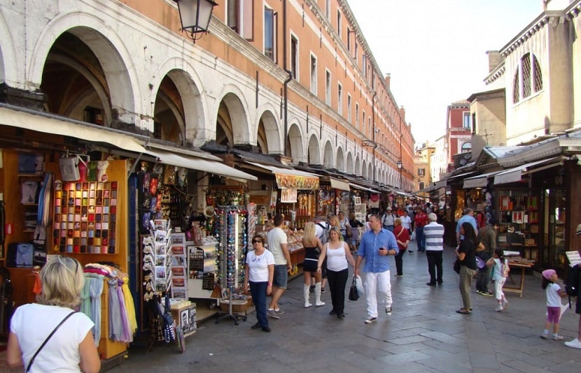  Lojas 2 euros para a compra de lembrancinhas e souvenirs em Veneza
