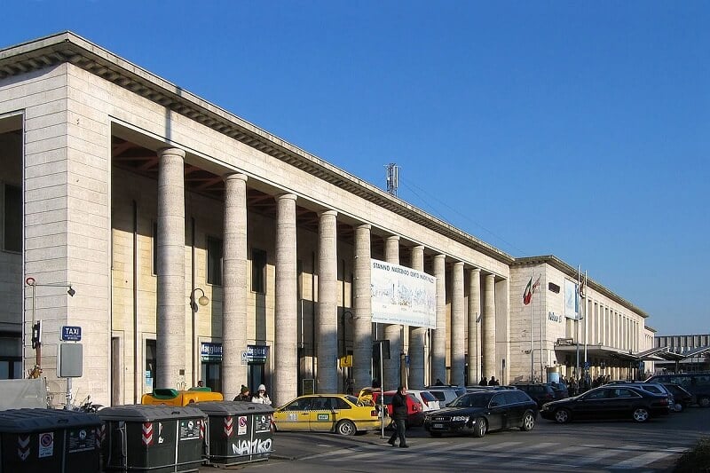 Estação central de Pádua na Itália