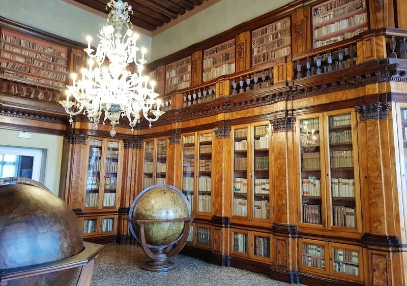 Interior de Museu Correr em Veneza