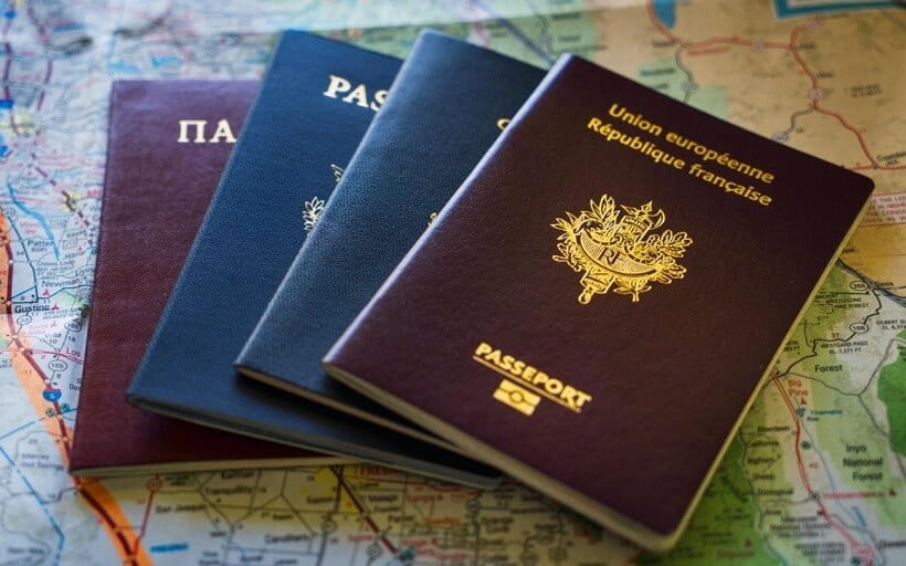 Passaportes de diferentes países