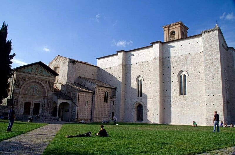 Piazza San Francesco em Perugia na Itália