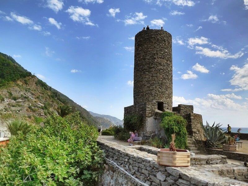 Castello Doria na região à beira-mar de Vernazza