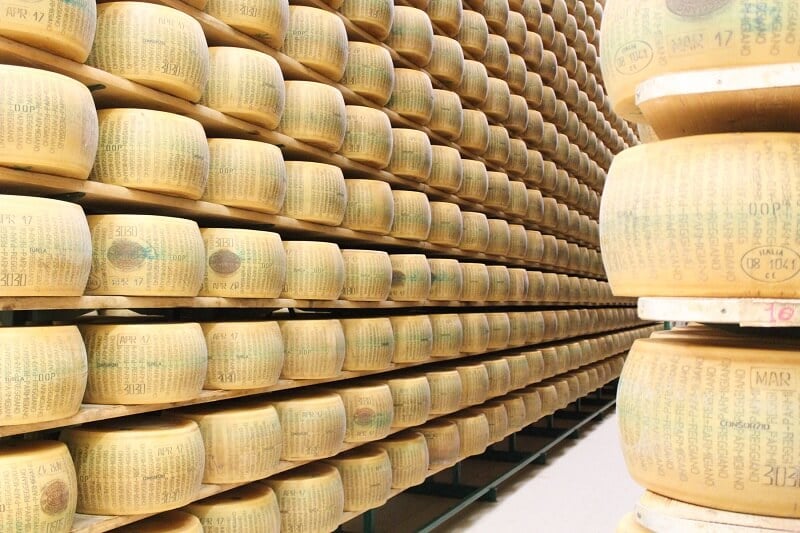 Fábrica de queijo em Parma