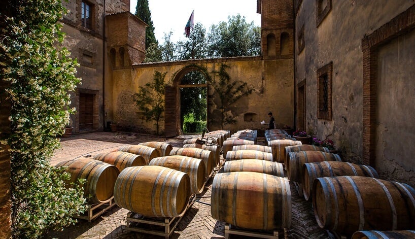 Interior da vinícola Argiano em Montalcino 