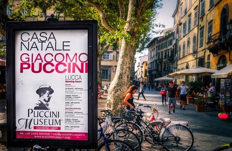 Anúncio do Puccini Museum em Lucca