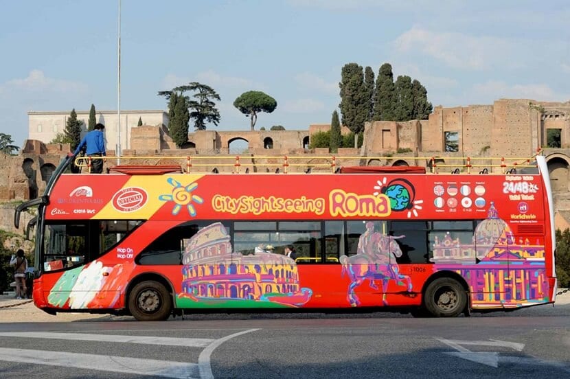 Ônibus Hop on Hop off em Roma