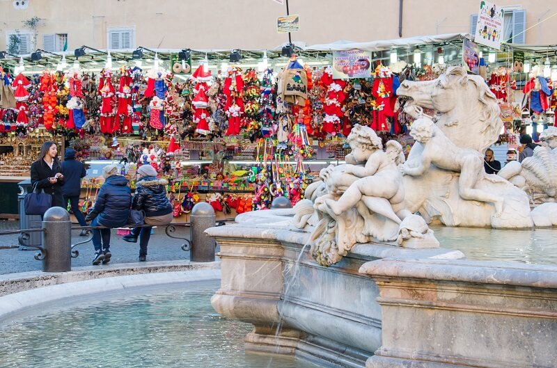 Mercadinho de Natal na Piazza Navona em Roma