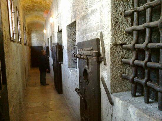 Antiga prisão no interior do Palácio do Doge