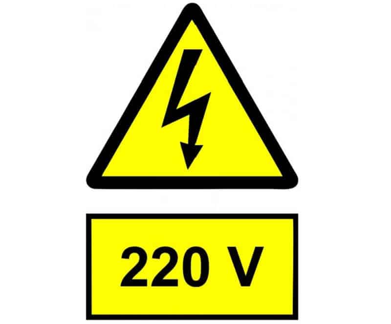 Corrente elétrica de 220V na Itália