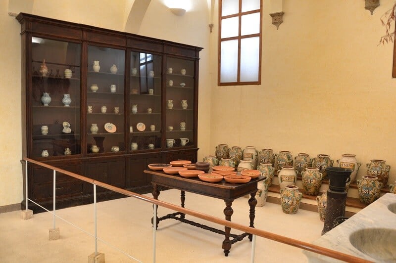 Peças expostas no Museo Archeologico em San Gimignano