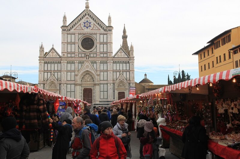 Mercado de Natal Heidelberg na Piazza Santa Croce em Florença