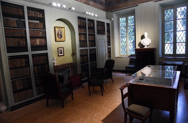 Interior do Museu Alessandro Manzoni