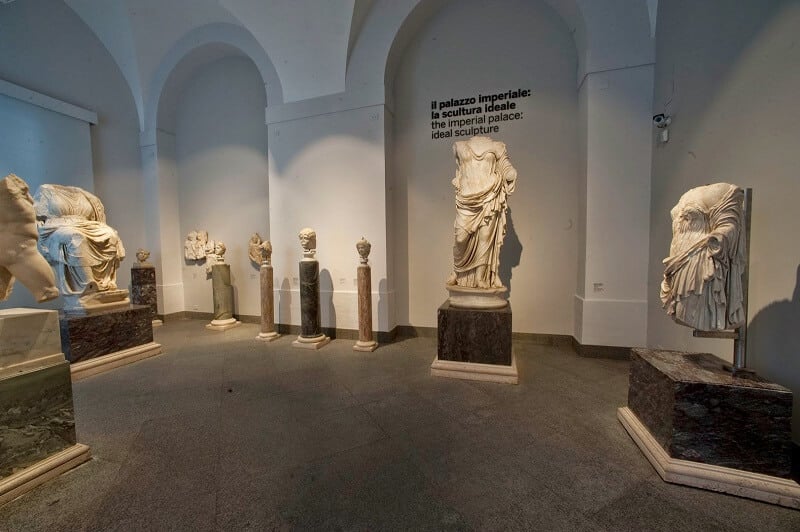 Peças expostas no Museu Palatino