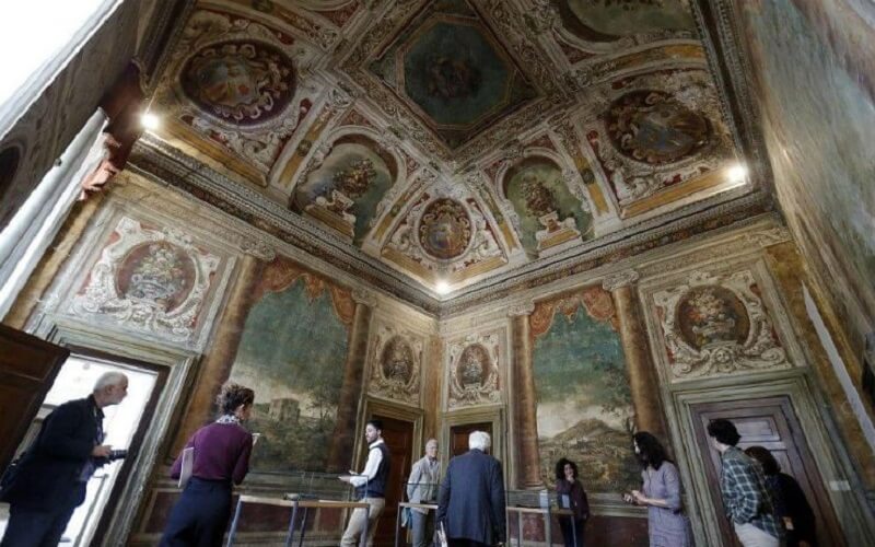Pinturas no teto e paredes do Palácio Barberini