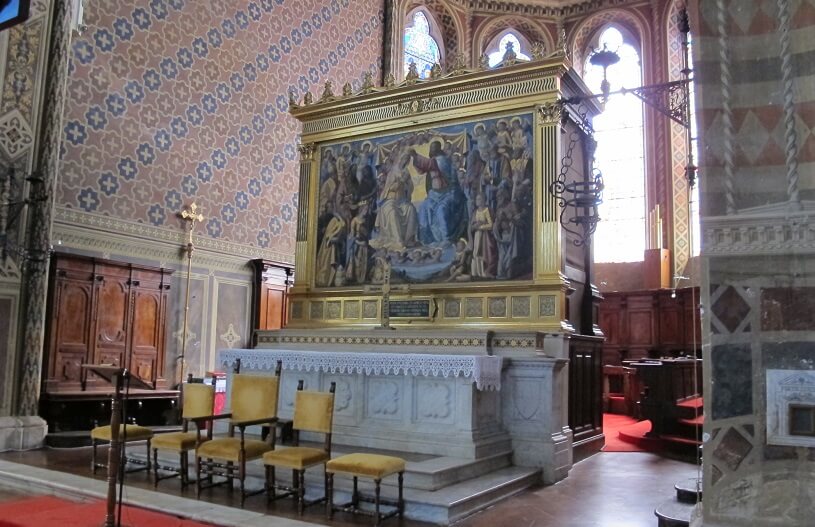 Altar da Igreja Santa Maria dei Servi em Siena