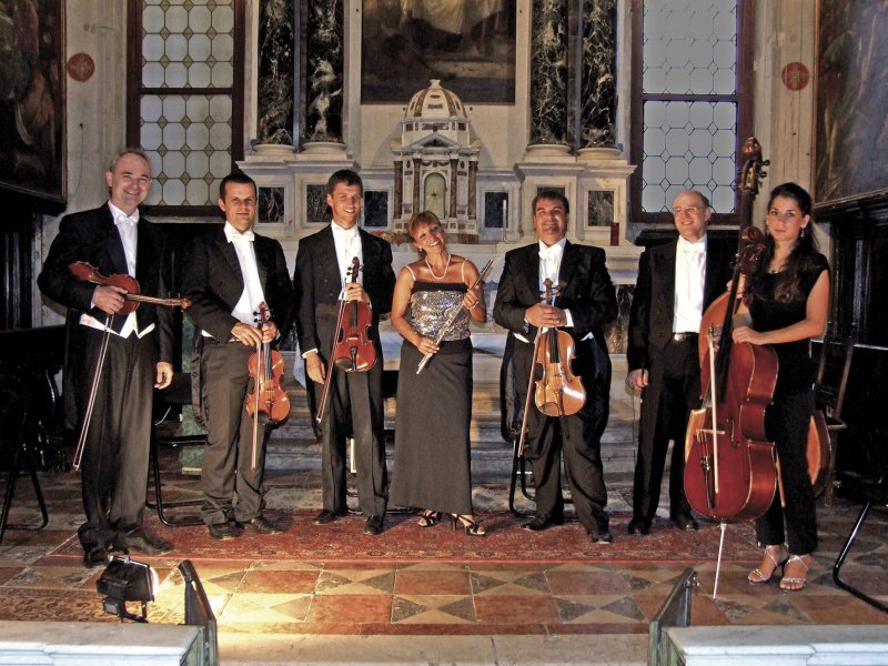Músicos da orquestra Collegium Ducale