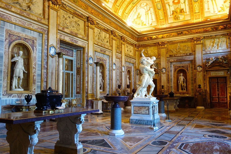 Interior da Galeria Borghese em Roma