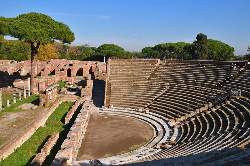 Anfiteatro na Ostia Antica em Roma