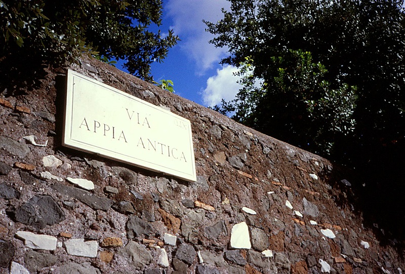 Placa sinalizando a Via Appia em Roma