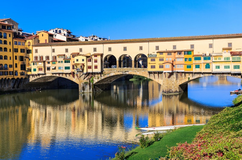 Ponte Vecchio em Florença durante o dia
