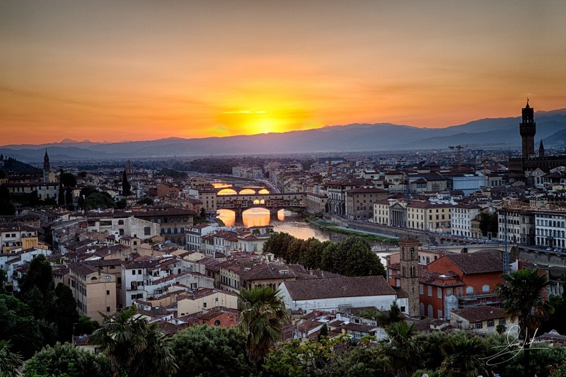Rio Arno visto de longe em Florença