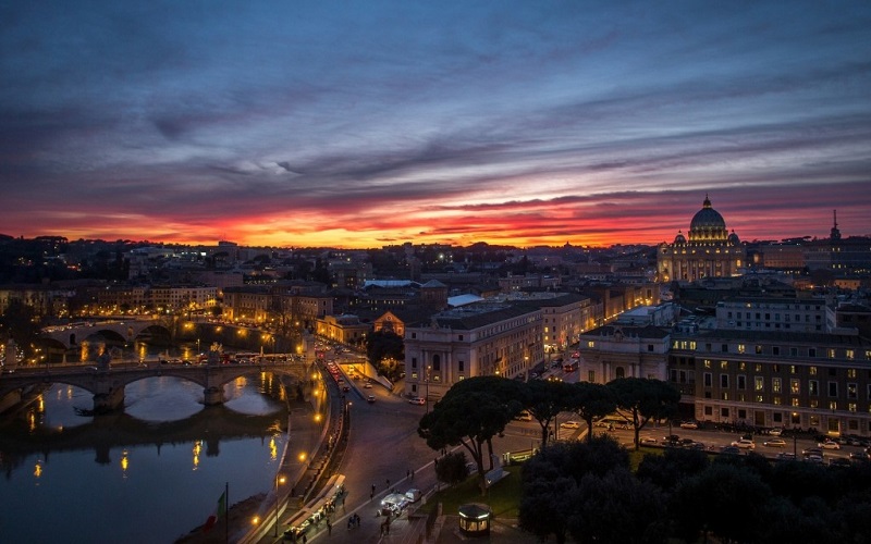 Cidade de Roma à noite