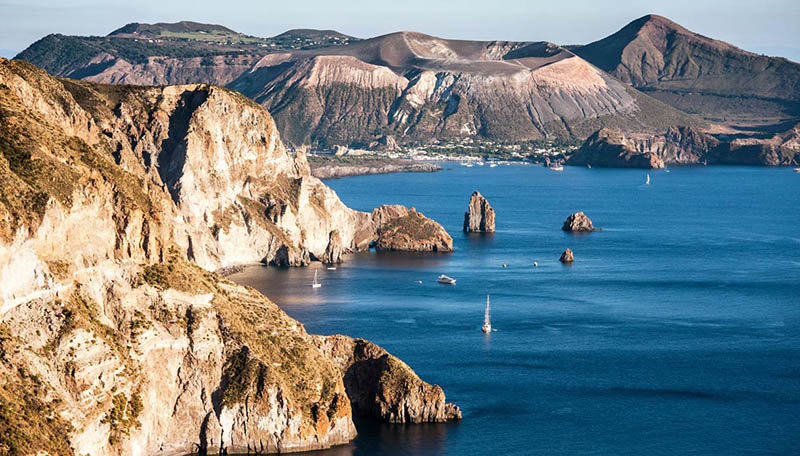 Beleza de Lipari nas Ilhas Eólicas na Itália