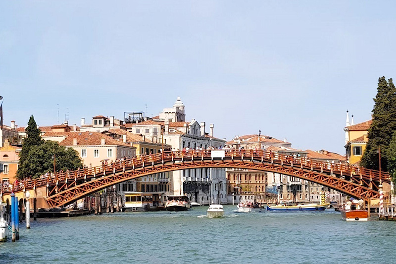 Ponte dell'Academia em Veneza
