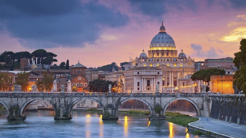 Anoitecer na Ponte Sant'Angelo em Roma