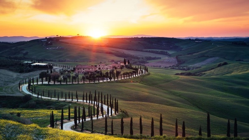 Pôr do sol na Toscana na Itália